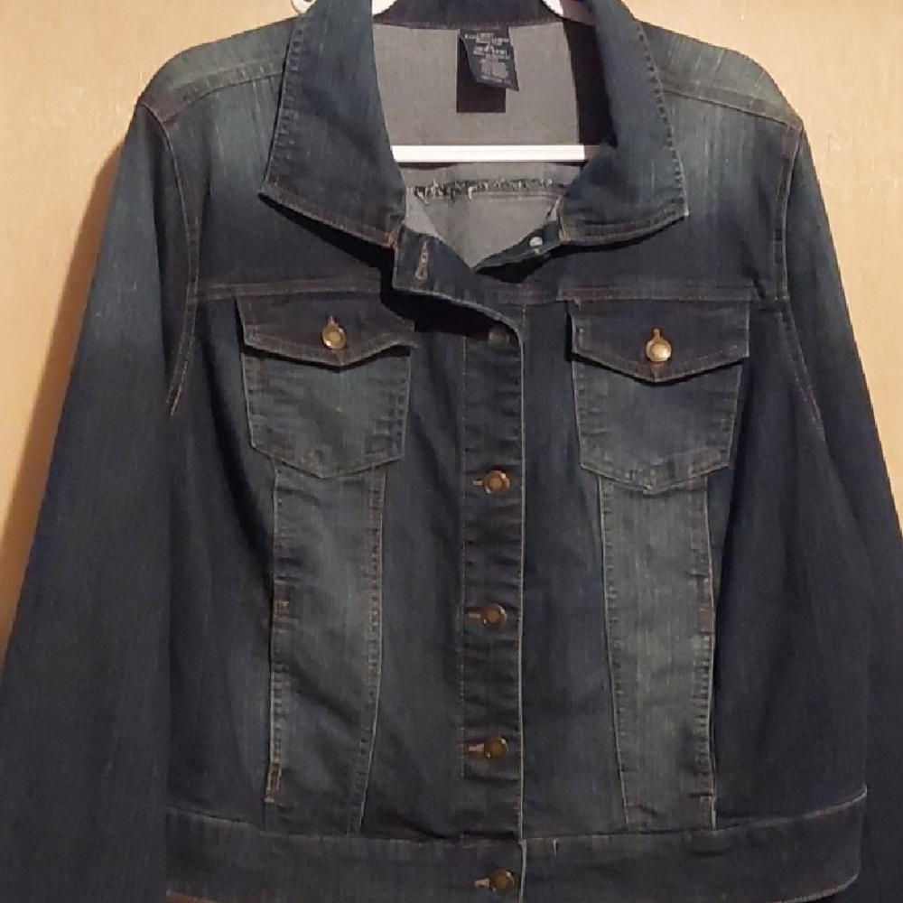 Faded Glory  Womens Blue Jean Jacket Timeless Denim Style